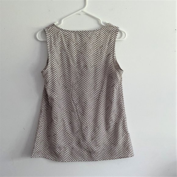 LOFT Sleeveless Chevron Pattern Blouse Size S  NWT - Picture 4 of 7